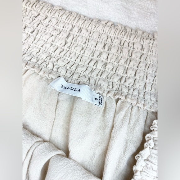 Aritzia Talula White Marcilly Off The Shoulder Top - Picture 12 of 16